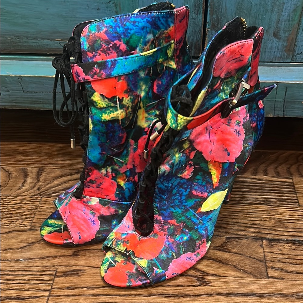 Colorful Women's Lace-Up Heels